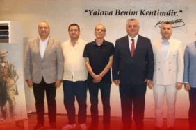 Yalova Siyasetinde Tarihi Değişim: 6 Belediye Başkanı Yeni Parti'ye Katıldı