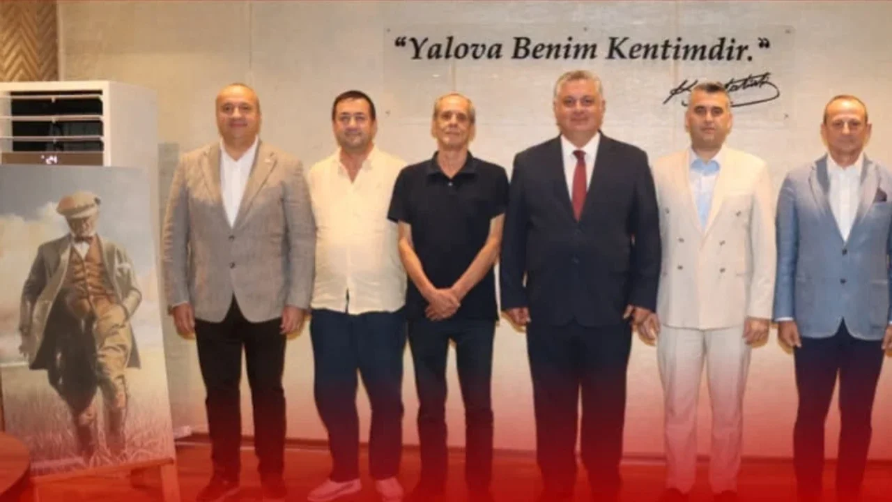 Yalova Siyasetinde Tarihi Değişim: 6 Belediye Başkanı Yeni Parti'ye Katıldı