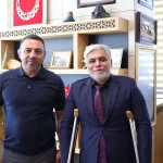 Hamza Yerlikaya’ya Anlamlı Ziyaret: Türk Sporuna Katkılarına Teşekkür 34 Hamza Yerlikaya’ya Anlamlı Ziyaret: Türk Sporuna Katkılarına Teşekkür