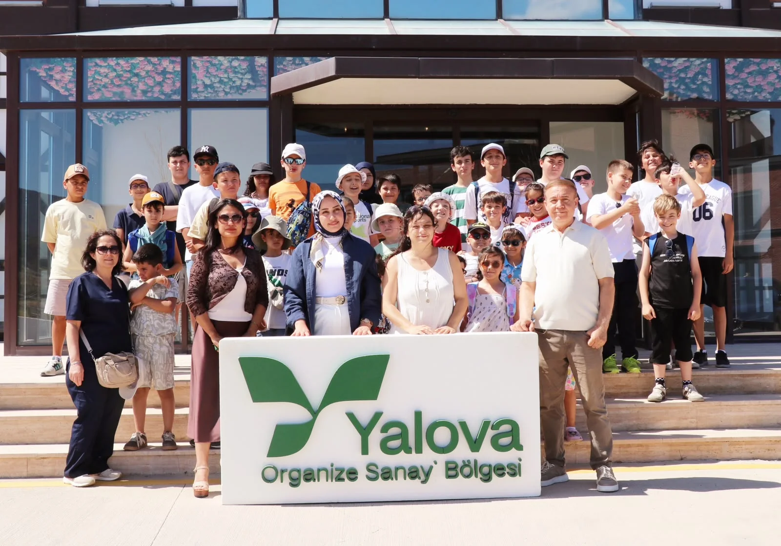 Yalova OSB'de Tekno Akademi Öğrencilerine Sanayi ve Teknoloji Yolculuğu