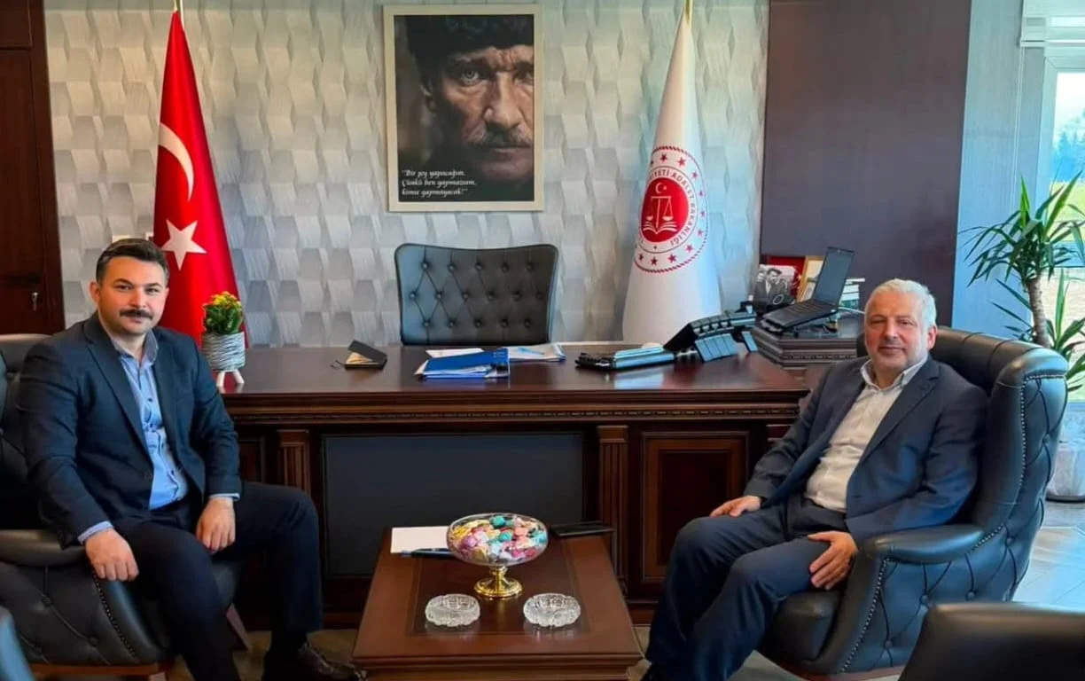 Yalova İl Müftüsü İlyas Yılmaztürk'ten Cumhuriyet Başsavcısı Yunus Emre Büyükyurt'a Hayırlı Olsun Ziyareti