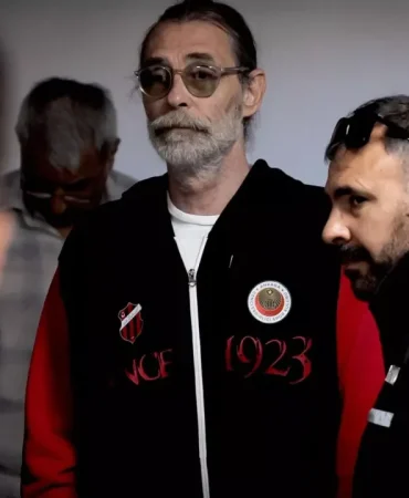 Etimesgut Belediyesi'ne Dev Operasyon: Belediye Başkanı Erdal Beşikçioğlu Dahil 52 Şüpheli Gözaltına Alındı 5 Etimesgut Belediyesi'ne Dev Operasyon: Belediye Başkanı Erdal Beşikçioğlu Dahil 52 Şüpheli Gözaltına Alındı