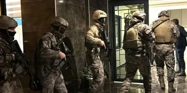 52 İlde Dev Operasyon: Sosyal Medyada Suç Örgütü Propagandasına 216 Gözaltı 84 52 İlde Dev Operasyon: Sosyal Medyada Suç Örgütü Propagandasına 216 Gözaltı
