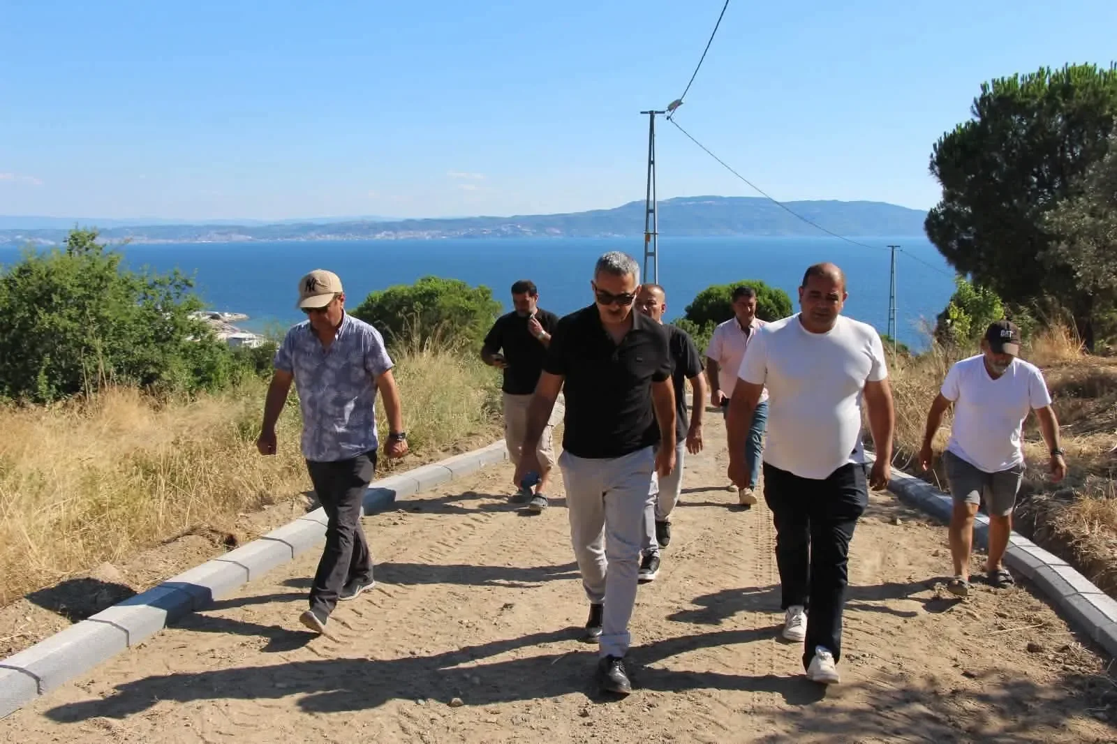 Armutlu Kaymakamı Erinç Demir Yatırımları Yerinde İnceledi 1 Armutlu Kaymakamı Erinç Demir Yatırımları Yerinde İnceledi