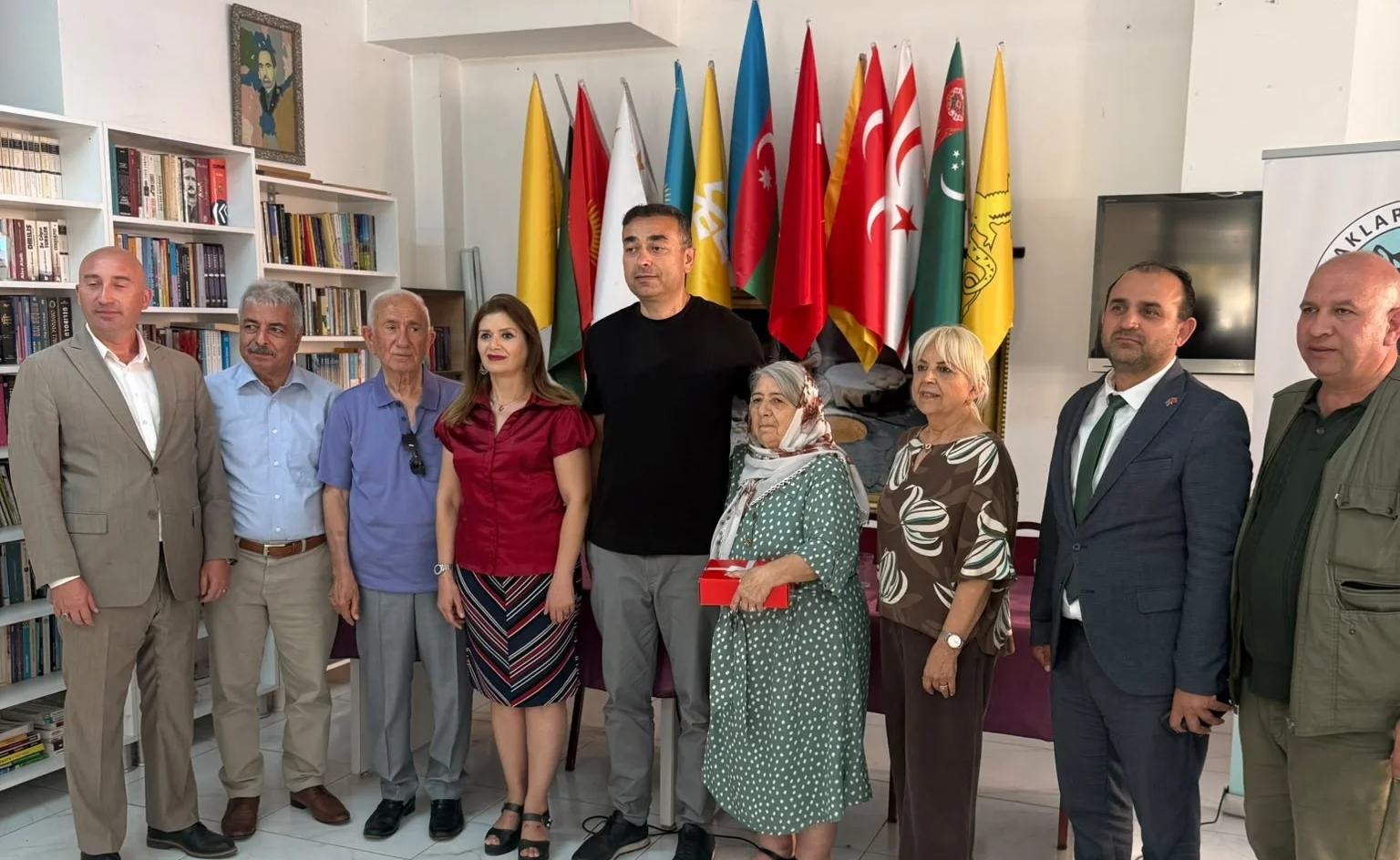 Azerbaycan Alfabesi ve Azerbaycan Dili Günü Yalova'da Kutlandı: Türk Dünyasının Ortak Dili İçin Güçlü Mesaj 4 Azerbaycan Alfabesi ve Azerbaycan Dili Günü Yalova'da Kutlandı: Türk Dünyasının Ortak Dili İçin Güçlü Mesaj