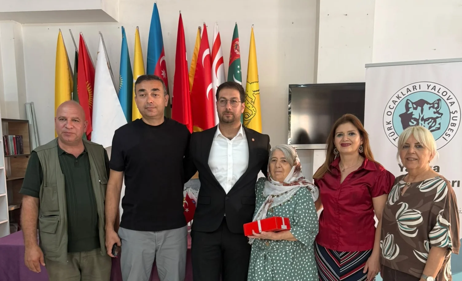 Azerbaycan Alfabesi ve Azerbaycan Dili Günü Yalova'da Kutlandı: Türk Dünyasının Ortak Dili İçin Güçlü Mesaj 7 Azerbaycan Alfabesi ve Azerbaycan Dili Günü Yalova'da Kutlandı: Türk Dünyasının Ortak Dili İçin Güçlü Mesaj