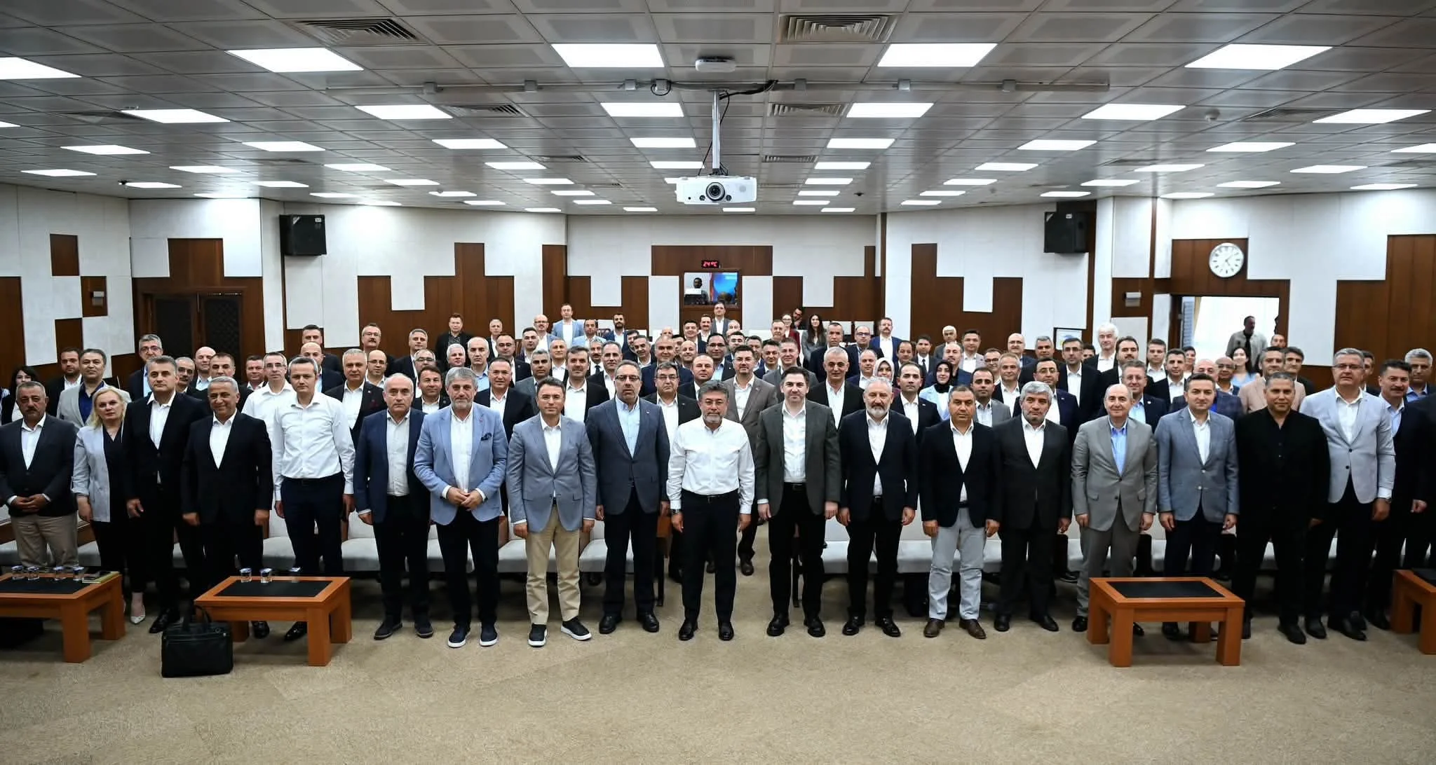 Yalova İl Tarım Müdürü Mustafa İlmeç, Bakan Yumaklı Başkanlığındaki Koordinasyon Toplantısına Katıldı 4 Yalova İl Tarım Müdürü Mustafa İlmeç, Bakan Yumaklı Başkanlığındaki Koordinasyon Toplantısına Katıldı