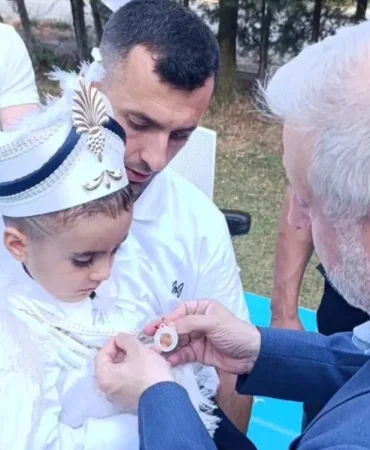 İl Müftüsü İlyas Yılmaztürk, 530 Yıllık Sünnet Şöleninde Çocukların Sevincine Ortak Oldu 2 İl Müftüsü İlyas Yılmaztürk, 530 Yıllık Sünnet Şöleninde Çocukların Sevincine Ortak Oldu