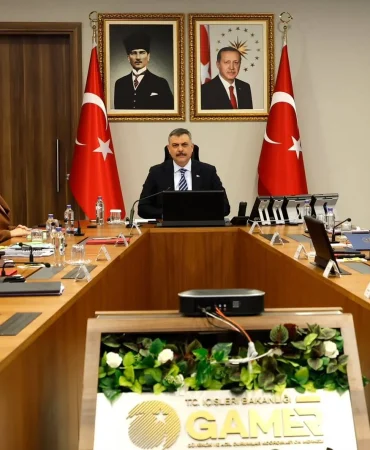 Sahte Ekspertiz Operasyonu: 16 İlde 72 Gözaltı, 6 Bin 134 Kişinin Vatandaşlığı İptal Edildi 2 Sahte Ekspertiz Operasyonu: 16 İlde 72 Gözaltı, 6 Bin 134 Kişinin Vatandaşlığı İptal Edildi
