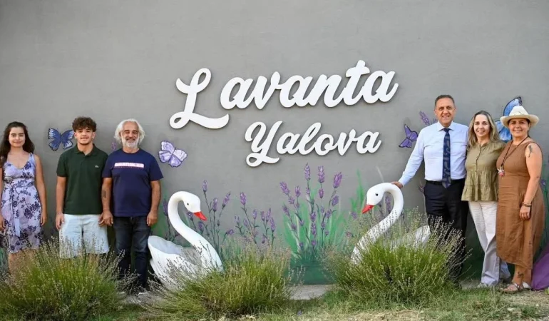 Yalova'nın Huzur Rotası Lavanta Yalova Ziyaretçilerini Ağırlıyor: Doğa, Sanat ve Lezzet Bir Arada 6 Yalova'nın Huzur Rotası Lavanta Yalova Ziyaretçilerini Ağırlıyor: Doğa, Sanat ve Lezzet Bir Arada