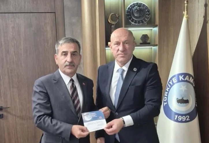 Türkiye Kamu-Sen Genel Başkanı Önder Kahveci, Mustafa Deviren'i Genel Merkezde Kabul Etti