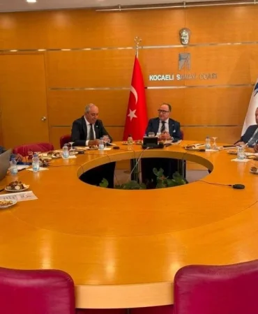 YTSO Başkanı Cemil Demiryürek'e Doğu Marmara ABİGEM'de Başkan Yardımcılığı Görevi 2 YTSO Başkanı Cemil Demiryürek'e Doğu Marmara ABİGEM'de Başkan Yardımcılığı Görevi