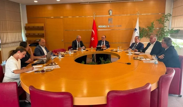 YTSO Başkanı Cemil Demiryürek'e Doğu Marmara ABİGEM'de Başkan Yardımcılığı Görevi 6 YTSO Başkanı Cemil Demiryürek'e Doğu Marmara ABİGEM'de Başkan Yardımcılığı Görevi