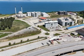 Yalova’nın Yeni Valisi Dr. Ahmet Hamdi Usta’dan İlk Açıklama: “Güvenleri İçin Şükranlarımı Sunuyorum” 2 thumbnail