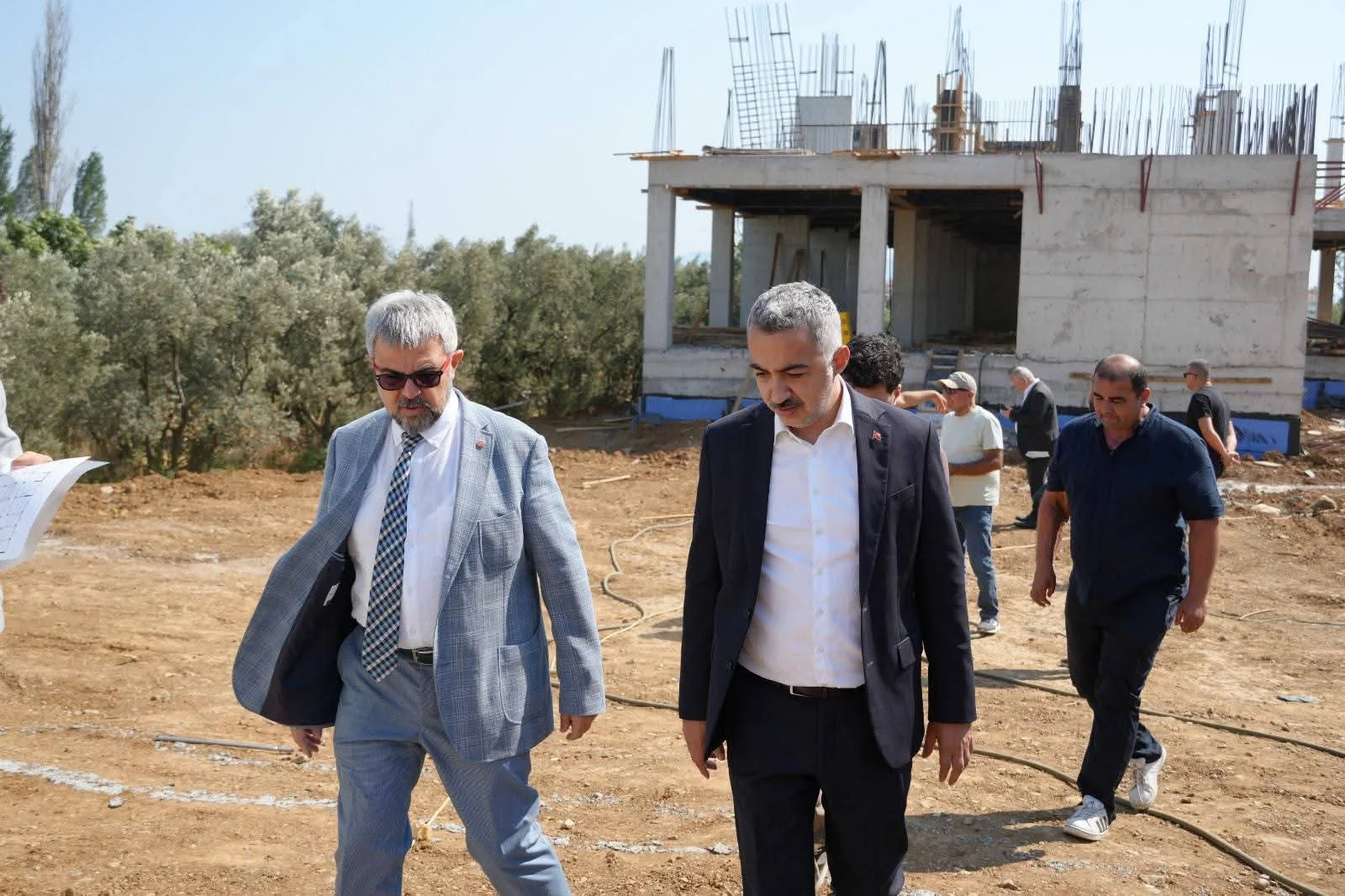 Armutlu’da Sağlık Yatırımlarımızı Yerinde İnceledik 4 Armutlu’da Sağlık Yatırımlarımızı Yerinde İnceledik