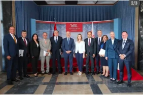 Yalova Üniversitesi Rektörü Prof. Dr. Mehmet Bahçekapılı Mazbatasını Aldı