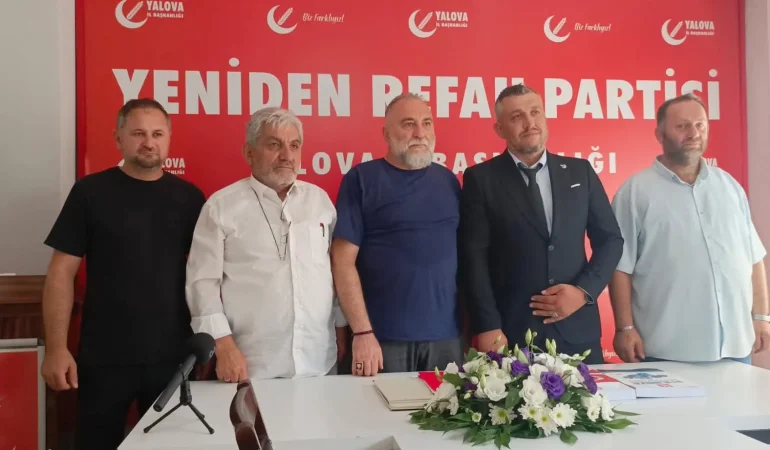 Yalova Yeniden Refah Partisi’nde Bayrak Değişimi: Yeni İl Başkanı Emre Özdemir Oldu 1 Yalova Yeniden Refah Partisi’nde Bayrak Değişimi: Yeni İl Başkanı Emre Özdemir Oldu