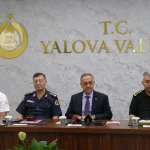 Yalova Valiliği 6 Aylık Güvenlik Bilançosunu Açıkladı: Uyuşturucu Operasyonlarında 90 Şüphelinin Tamamı Tutuklandı 24 Yalova Valiliği 6 Aylık Güvenlik Bilançosunu Açıkladı: Uyuşturucu Operasyonlarında 90 Şüphelinin Tamamı Tutuklandı
