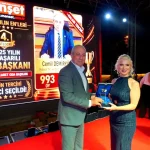 Cemil Demiryürek’e “Son 25 Yılın En Başarılı YTSO Başkanı” Ödülü 27 Cemil Demiryürek’e “Son 25 Yılın En Başarılı YTSO Başkanı” Ödülü