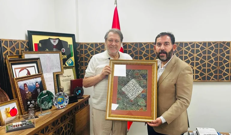 Hasan Soygüzel’den Ahmet Özhan’a Anlamlı Mesaj: “Nazik Ziyaretleriyle Bizleri Onurlandırdı”