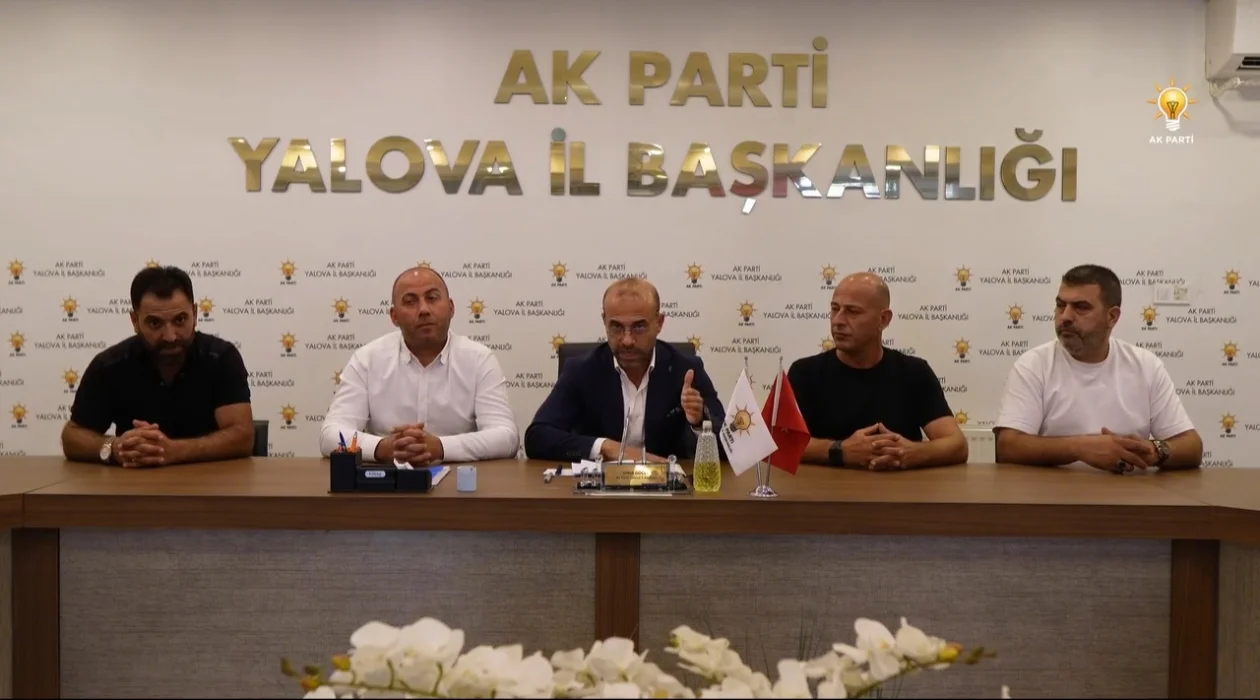 Çınarcık’ta Deniz ve Çevre Tartışması Büyüyor: AK Parti’den Belediye’ye Sert Çağrı 6 Çınarcık’ta Deniz ve Çevre Tartışması Büyüyor: AK Parti’den Belediye’ye Sert Çağrı