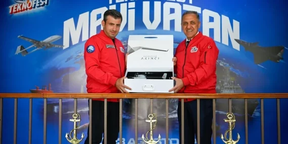 Yalova Valisi Ahmet Hamdi Usta’dan Selçuk Bayraktar’la Önemli Buluşma 10 Yalova Valisi Ahmet Hamdi Usta’dan Selçuk Bayraktar’la Önemli Buluşma