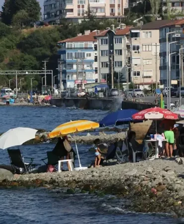 Yalova Çınarcık’ta Denize Giriş Yasaklandı: Kestanelik-Karpuzdere Hattında Kritik Karar 5 Yalova Çınarcık’ta Denize Giriş Yasaklandı: Kestanelik-Karpuzdere Hattında Kritik Karar