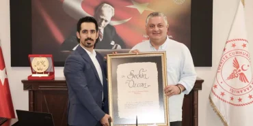 Yalova Belediye Başkanı Mehmet Gürel’den Başhekim Seçkin Özcan’a Hayırlı Olsun Ziyareti 94 Yalova Belediye Başkanı Mehmet Gürel’den Başhekim Seçkin Özcan’a Hayırlı Olsun Ziyareti