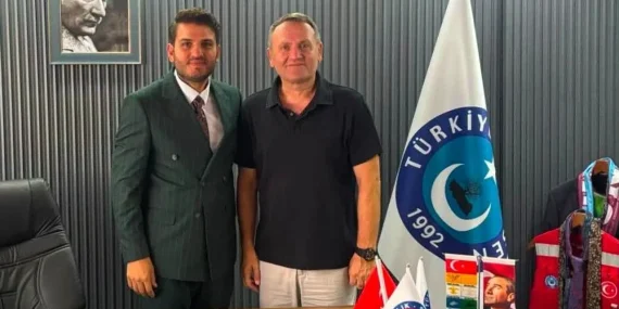 Fatih Galender Zengin’den Sait Çolak’a Anlamlı Ziyaret: “Birlikte Daha Güçlüyüz” 16 Fatih Galender Zengin’den Sait Çolak’a Anlamlı Ziyaret: “Birlikte Daha Güçlüyüz”