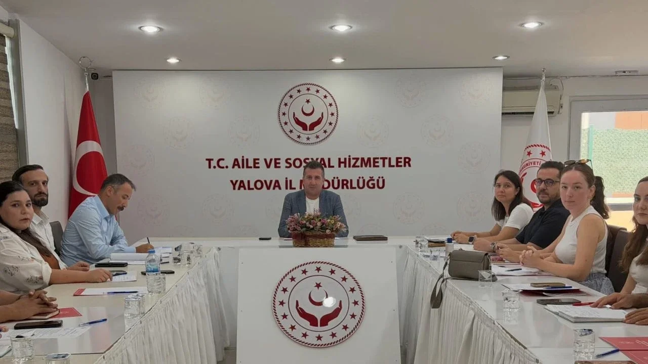 Yalova’da Sosyal Hizmetlerde Koordinasyon Masaya Yatırıldı 5 Yalova’da Sosyal Hizmetlerde Koordinasyon Masaya Yatırıldı