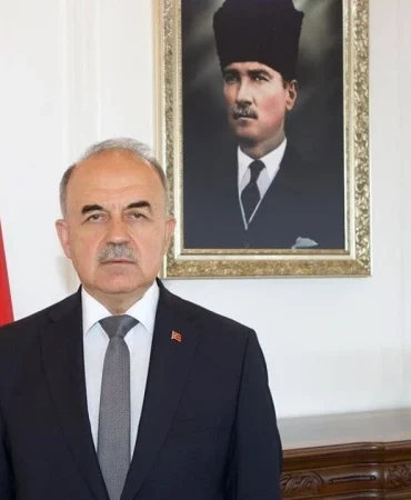 Vali Muammer Erol’dan 30 Ağustos Zafer Bayramı Mesajı 7 Vali Muammer Erol’dan 30 Ağustos Zafer Bayramı Mesajı