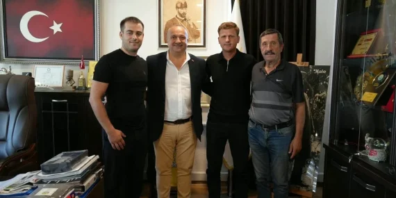 Çınarcık’ta Moldova Temasları: Komrat Heyetinden Başkan Avni Kurt’a Ziyaret