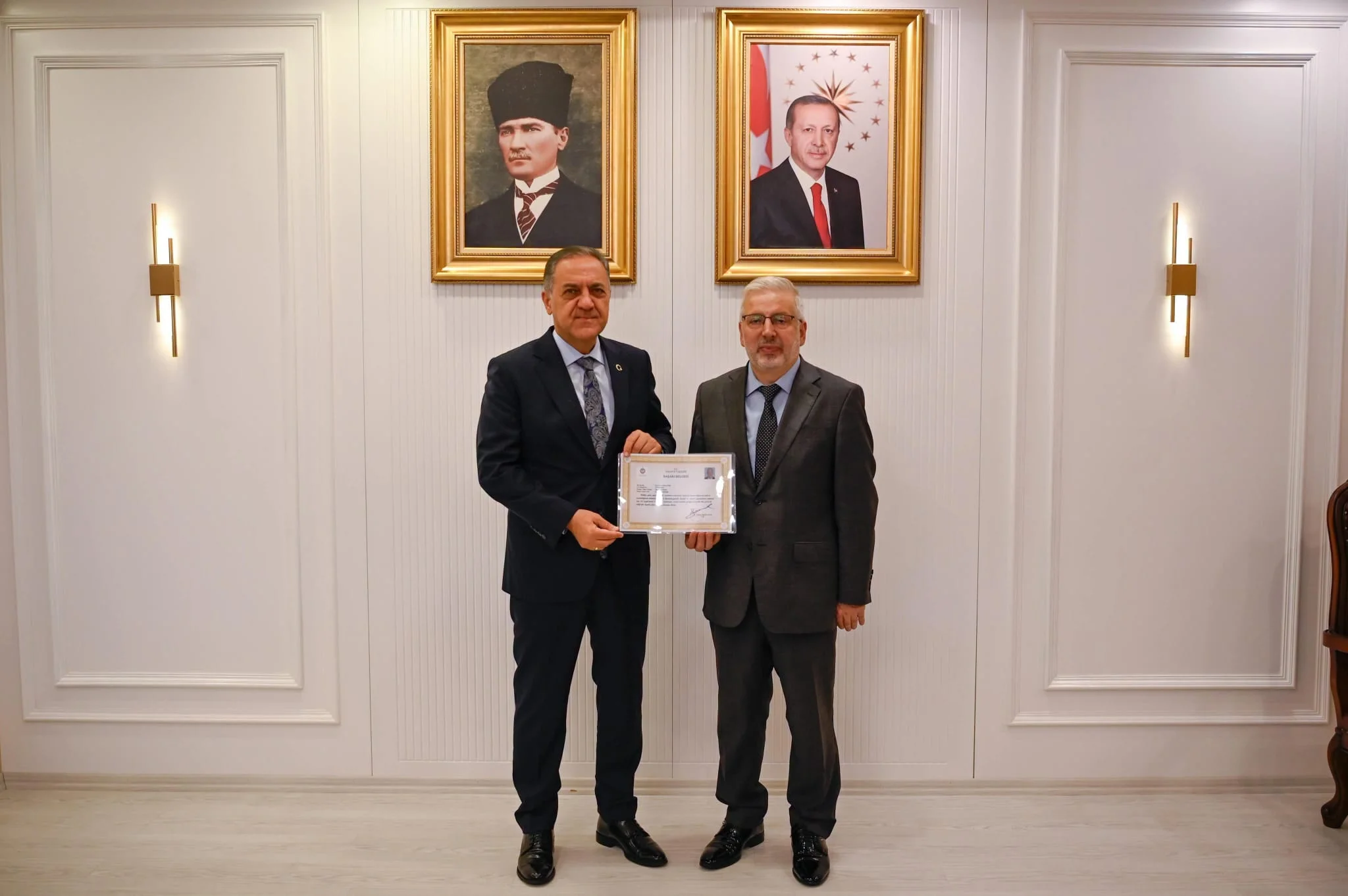 Yalova Valisi Usta’dan Rize’ye Atanan Müftü Yılmaztürk’e Veda Ziyareti