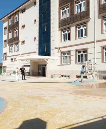 Çiftlikköy Belediyesi’nden Okullara Yeni Eğitim Yılı Öncesi Tam Destek 7 Çiftlikköy Belediyesi’nden Okullara Yeni Eğitim Yılı Öncesi Tam Destek