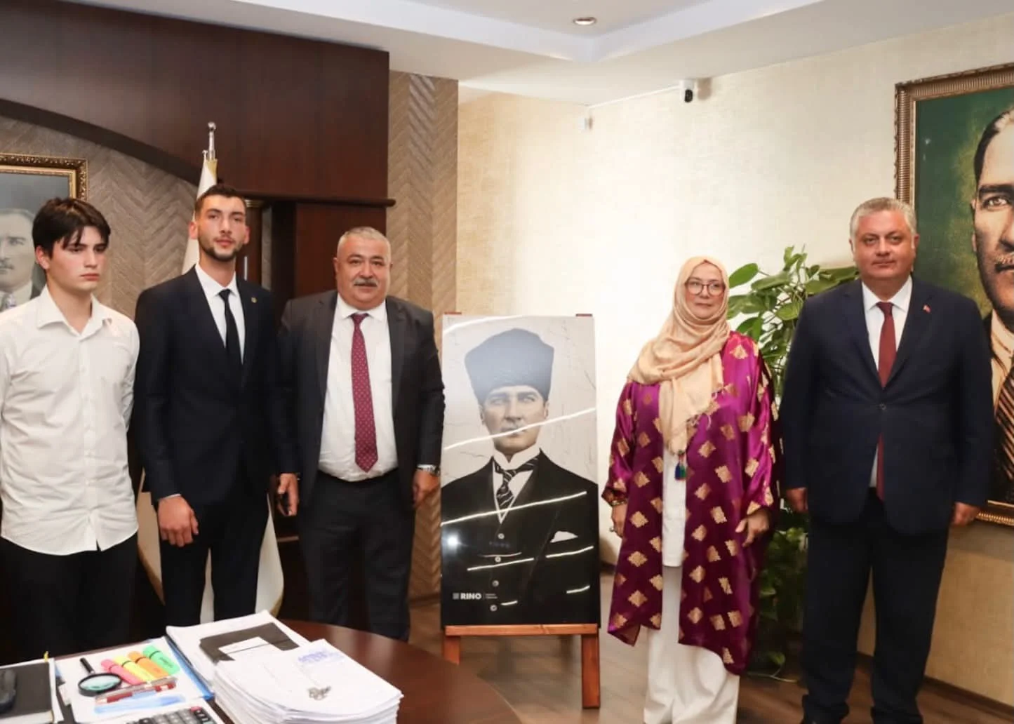 39. Ahilik Haftası’nda Yalova’da Ahilik Geleneği Yaşatıldı: Yılın Ahisi Meral Evcin Özdemir’e Kaftan Giydirildi 6 39. Ahilik Haftası’nda Yalova’da Ahilik Geleneği Yaşatıldı: Yılın Ahisi Meral Evcin Özdemir’e Kaftan Giydirildi