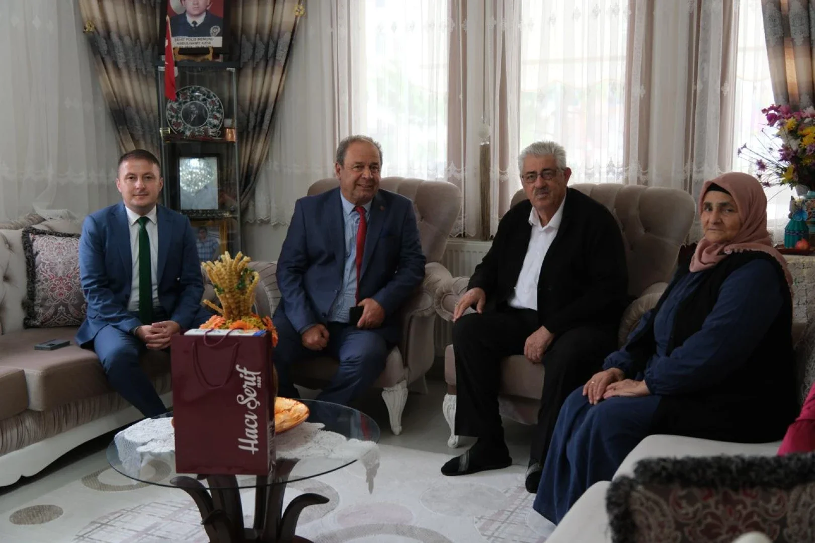 Çiftlikköy’de Gaziler Günü’nde Anlamlı Ziyaretler 5 Çiftlikköy’de Gaziler Günü’nde Anlamlı Ziyaretler