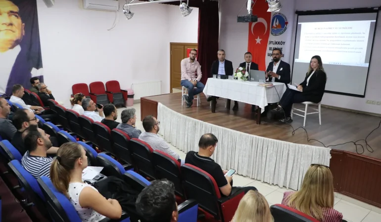 Çiftlikköy Belediyesi’nde İş Sağlığı ve Güvenliği Semineri Düzenlendi 1 Çiftlikköy Belediyesi’nde İş Sağlığı ve Güvenliği Semineri Düzenlendi