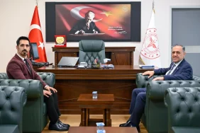 Yalova Valisi Dr. Ahmet Hamdi Usta’dan Hastane Yönetimine İade-i Ziyaret 13 Yalova Valisi Dr. Ahmet Hamdi Usta’dan Hastane Yönetimine İade-i Ziyaret