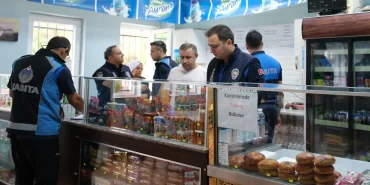 Çiftlikköy’de Okul Kantinlerine Sıkı Denetim: Zabıta Ekipleri Tek Tek Kontrol Etti 13 Çiftlikköy’de Okul Kantinlerine Sıkı Denetim: Zabıta Ekipleri Tek Tek Kontrol Etti