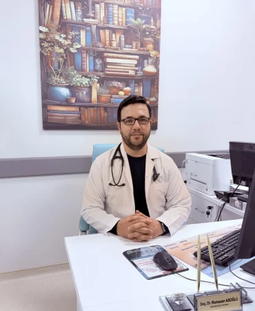 Dünya Kalp Günü’nde Uzmanından Hayati Uyarılar: Kalp Sağlığı İçin Sigara, Tansiyon ve Hareketsizliğe Dikkat 9 Dünya Kalp Günü’nde Uzmanından Hayati Uyarılar: Kalp Sağlığı İçin Sigara, Tansiyon ve Hareketsizliğe Dikkat