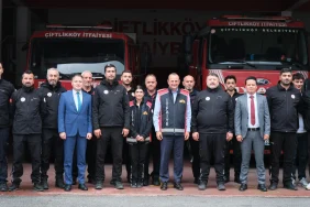Çiftlikköy’de İtfaiye Haftası Buluşması: Başkan Yele’den İtfaiyecilere Teşekkür 9 Çiftlikköy’de İtfaiye Haftası Buluşması: Başkan Yele’den İtfaiyecilere Teşekkür