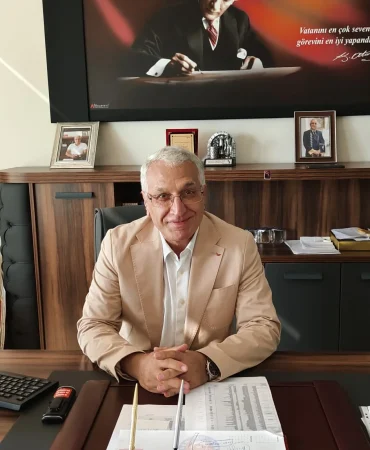 Yalova Sağlık Hizmetleri Başkanlığı’nda Yeni Dönem: Dr. Musa Karabulut Göreve Atandı 3 Yalova Sağlık Hizmetleri Başkanlığı’nda Yeni Dönem: Dr. Musa Karabulut Göreve Atandı