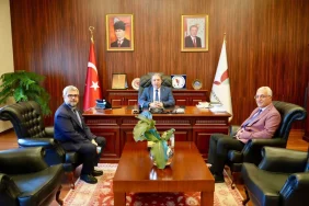 Yalova’da Eğitime Değer Katan Dayanışma: Kan Bağışı Kampanyasına Destek Veren Okul ve Kurumlar Ödüllendirildi
