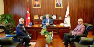 Yalova Sağlık Yönetiminden Üniversiteye Ziyaret: Sağlık ve Akademi İş Birliği Masada 14 Yalova Sağlık Yönetiminden Üniversiteye Ziyaret: Sağlık ve Akademi İş Birliği Masada