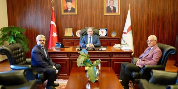 Yalova Sağlık Yönetiminden Üniversiteye Ziyaret: Sağlık ve Akademi İş Birliği Masada 11 Yalova Sağlık Yönetiminden Üniversiteye Ziyaret: Sağlık ve Akademi İş Birliği Masada