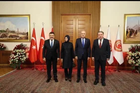 Yalova Üniversitesi Rektörü Bahçekapılı, TBMM’deki Resepsiyona Katıldı 12 Yalova Üniversitesi Rektörü Bahçekapılı, TBMM’deki Resepsiyona Katıldı