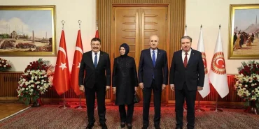 Yalova Üniversitesi Rektörü Bahçekapılı, TBMM’deki Resepsiyona Katıldı 11 Yalova Üniversitesi Rektörü Bahçekapılı, TBMM’deki Resepsiyona Katıldı