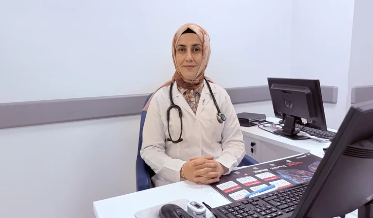 Yalova Eğitim ve Araştırma Hastanesi’nde Göğüs Hastalıkları Kadrosu Güçlendi 6 Yalova Eğitim ve Araştırma Hastanesi’nde Göğüs Hastalıkları Kadrosu Güçlendi