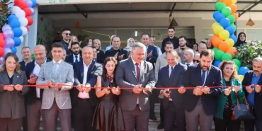 Yalova’da Çocukların Yeni Buluşma Noktası: Neşeliova Kapılarını Açtı 12 Yalova’da Çocukların Yeni Buluşma Noktası: Neşeliova Kapılarını Açtı