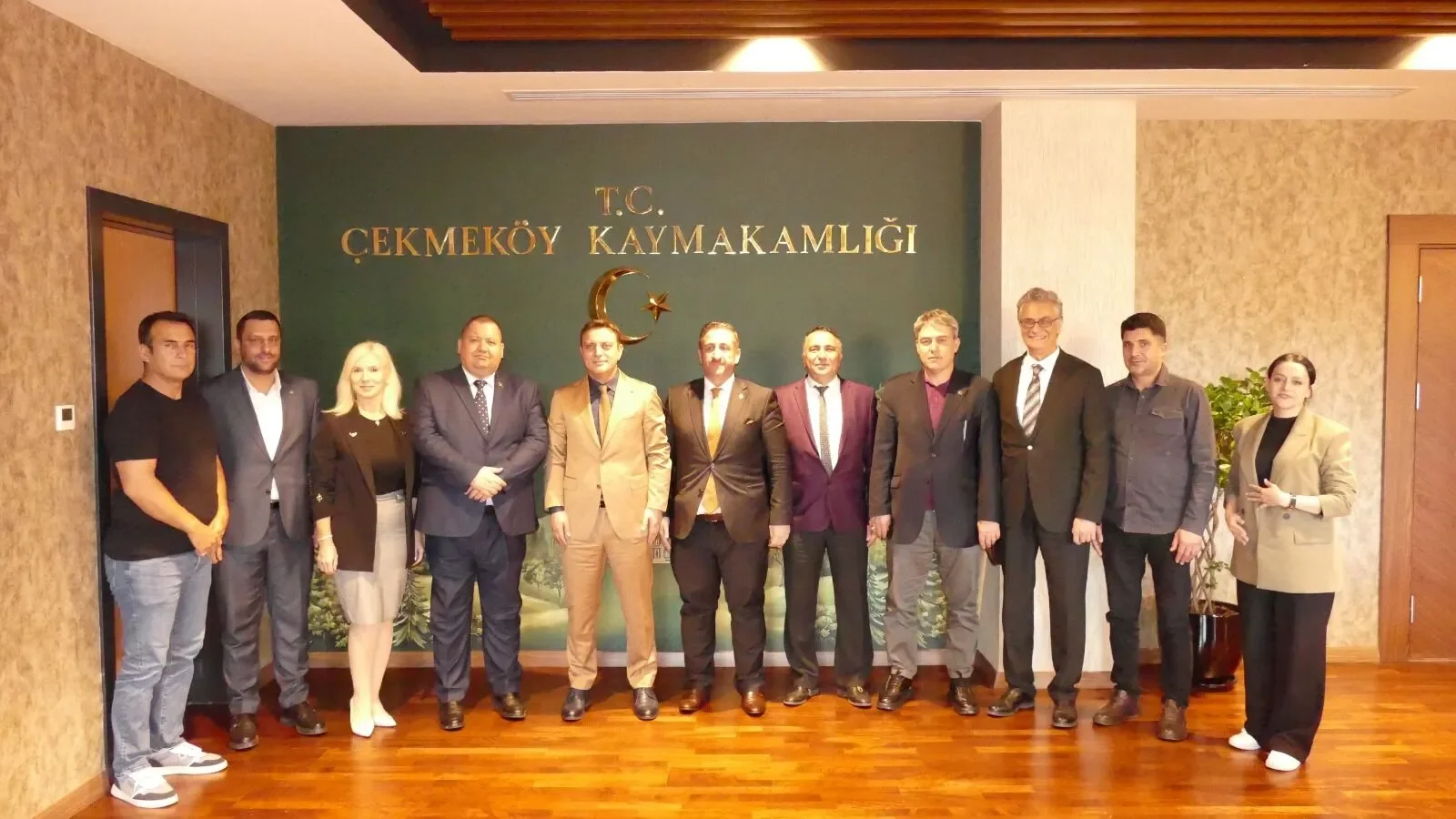 Yalova Gazeteciler Cemiyeti’nden İstanbul’da Önemli Temaslar 7 Yalova Gazeteciler Cemiyeti’nden İstanbul’da Önemli Temaslar